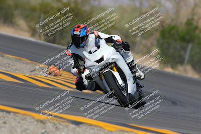 media/Oct-03-2022-Moto Forza (Mon) [[5f077a3730]]/Intermediate Group/Session 3 (Turn 3)/